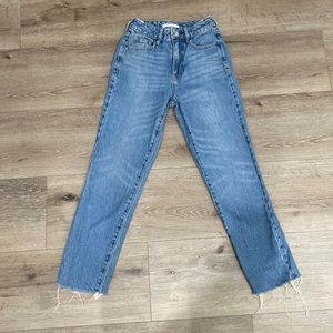 Women’s Pacsun denim jeans size 0! Rarely worn and in great condition!